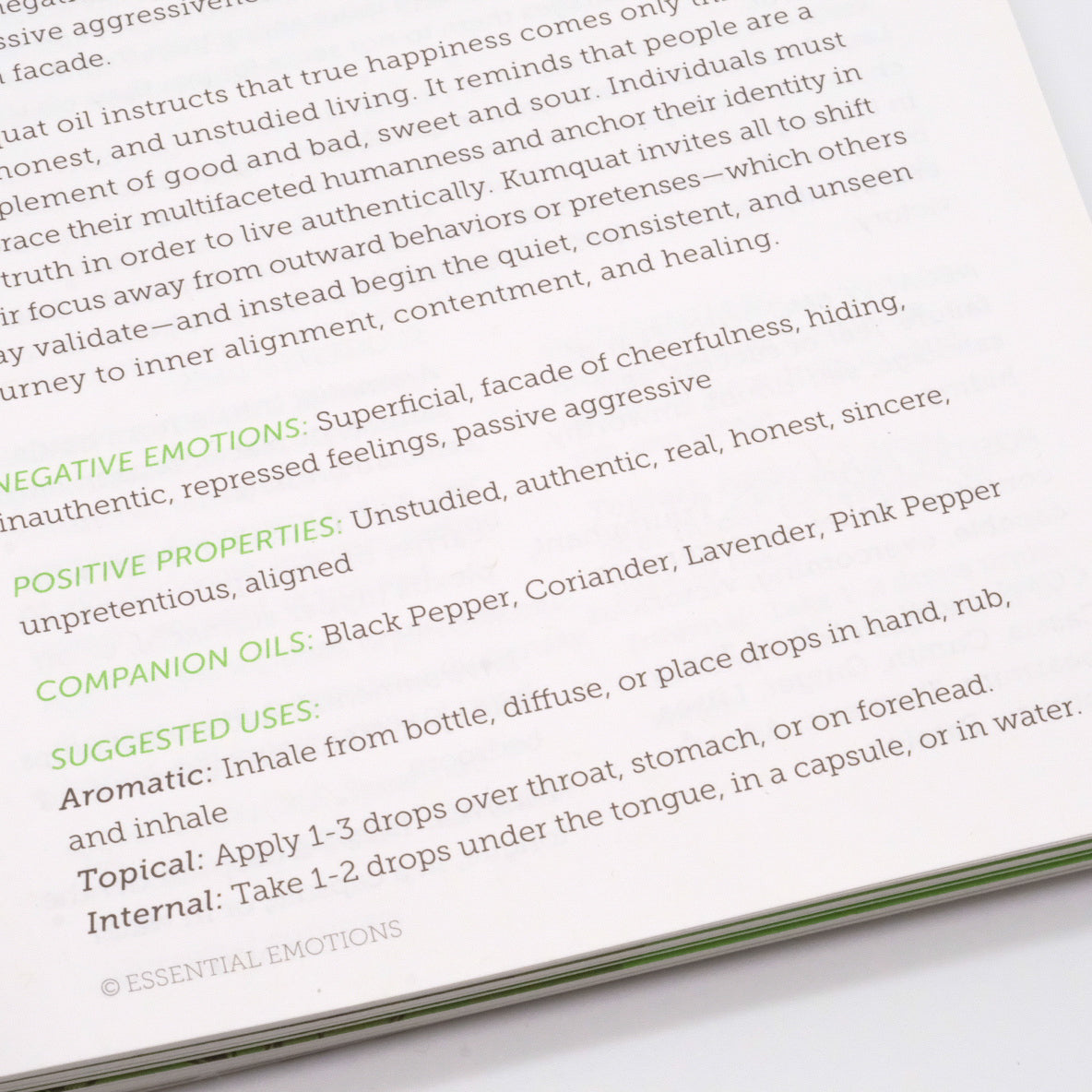 Essential emotions - Livre – 9ᵉ Édition – ENGLISH