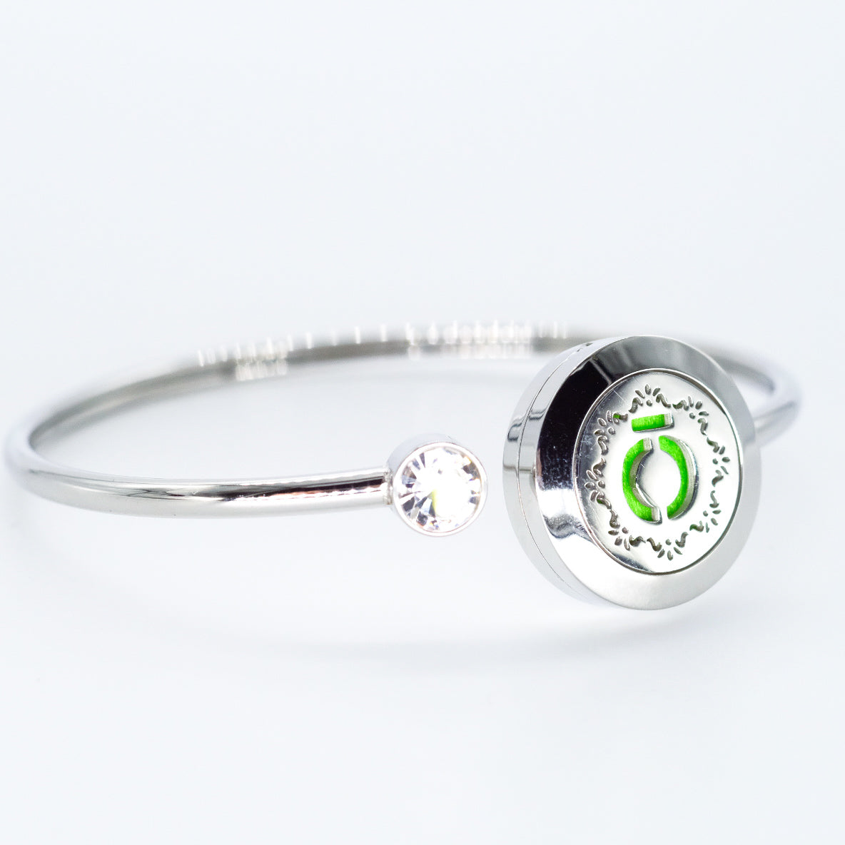 Essential oil diffuser bracelet in 316L stainless steel