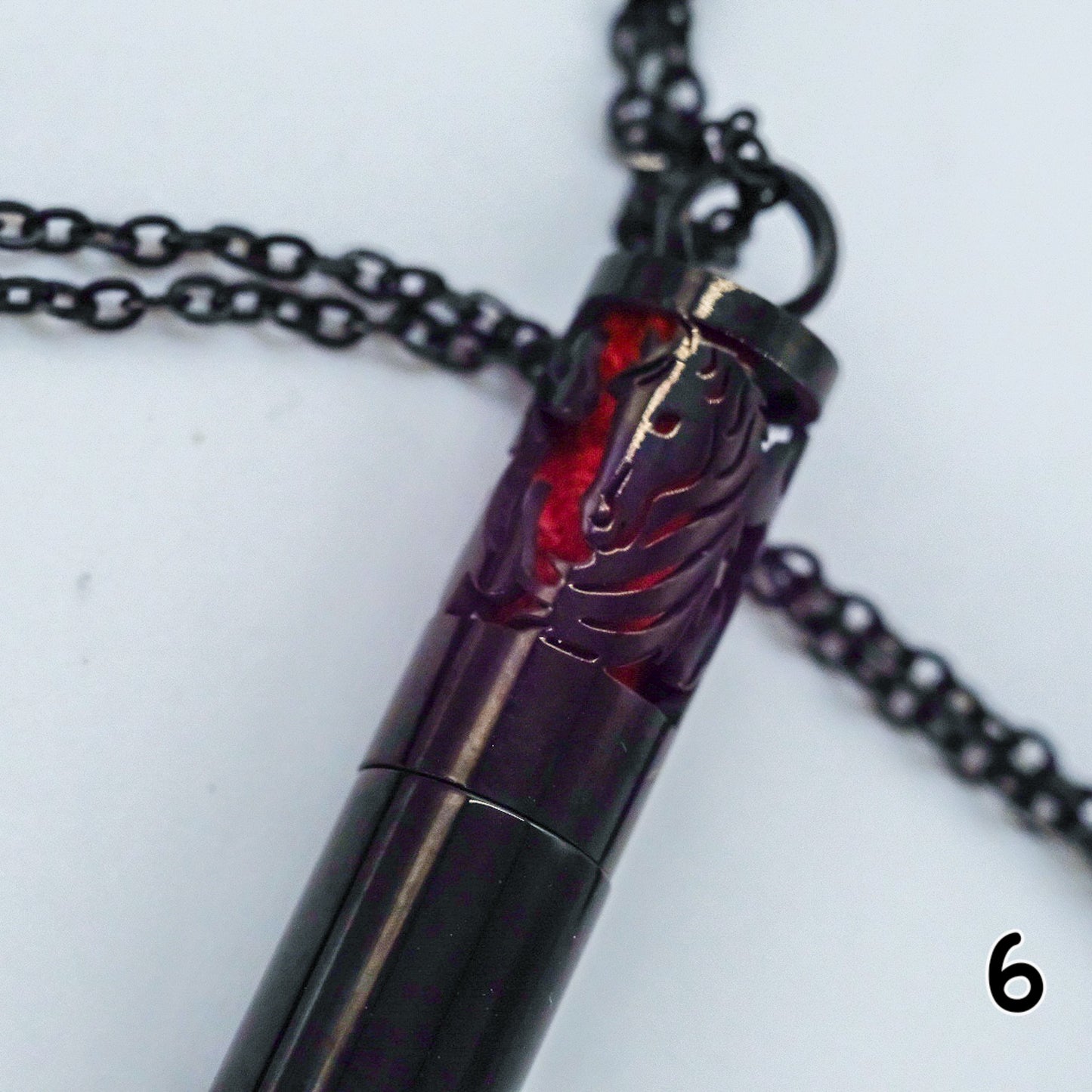 Collier d'aromathérapie cylindrique avec conteneur en acier inoxydable
