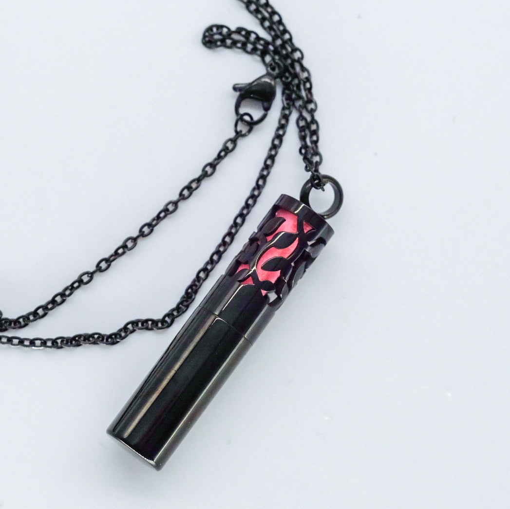 Collier d'aromathérapie cylindrique avec conteneur en acier inoxydable