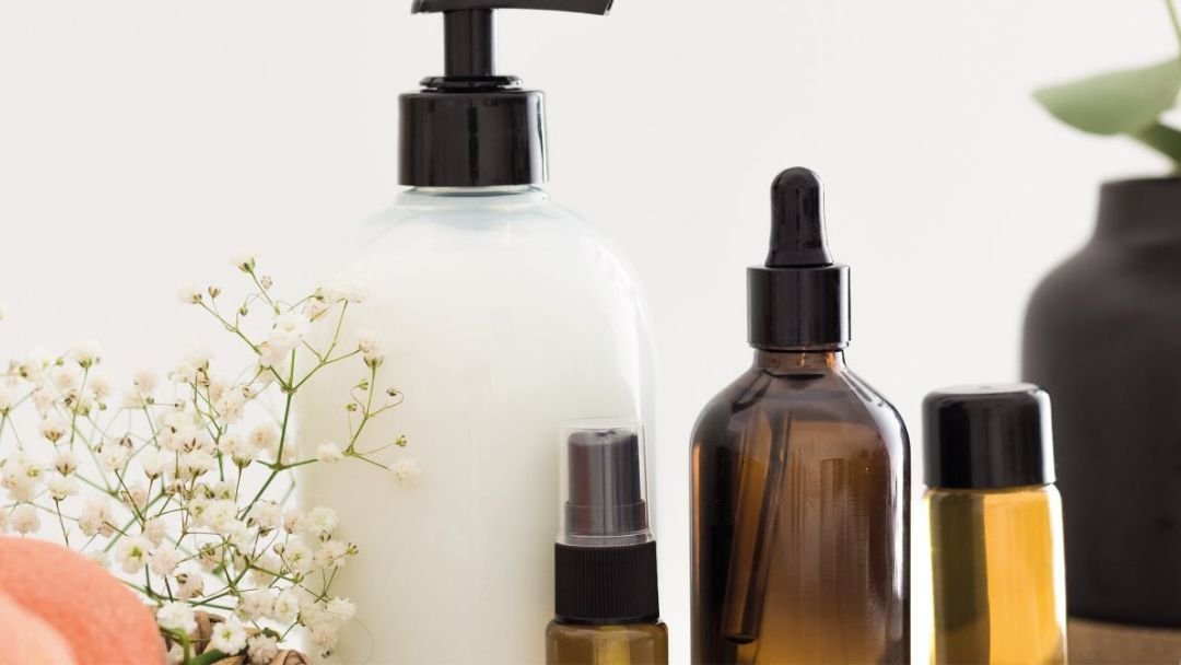 The essential oils, the roots of Essanzia