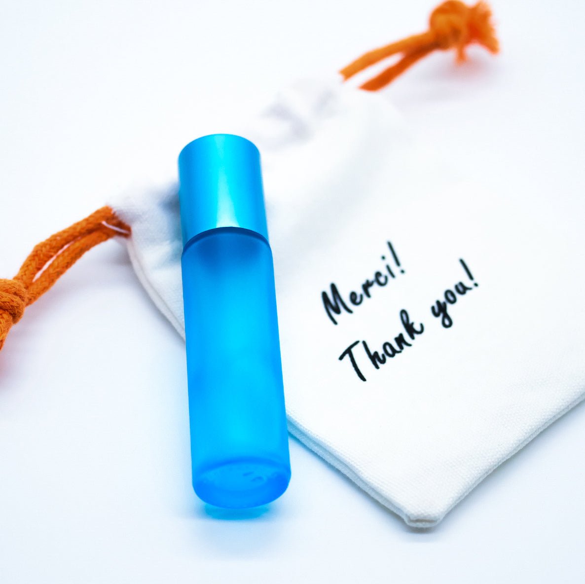 Box of 10 Bottles with roll-on applicator - 10 different colors - 10 ml