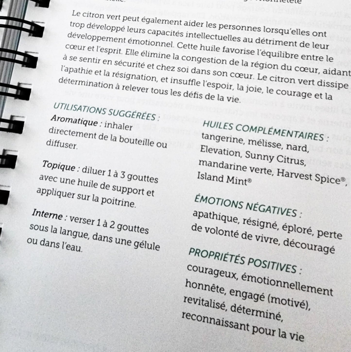 Livre Émotions Essentielles - 13e édition - Français