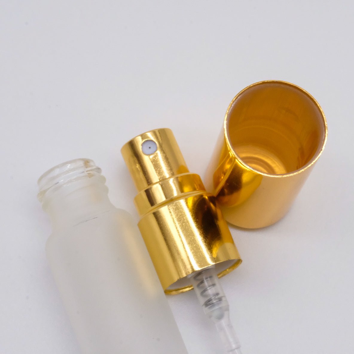 Vaporisateurs verre givré blanc avec bouchon doré – Paquet de 5 (5 ml ou 10 ml)