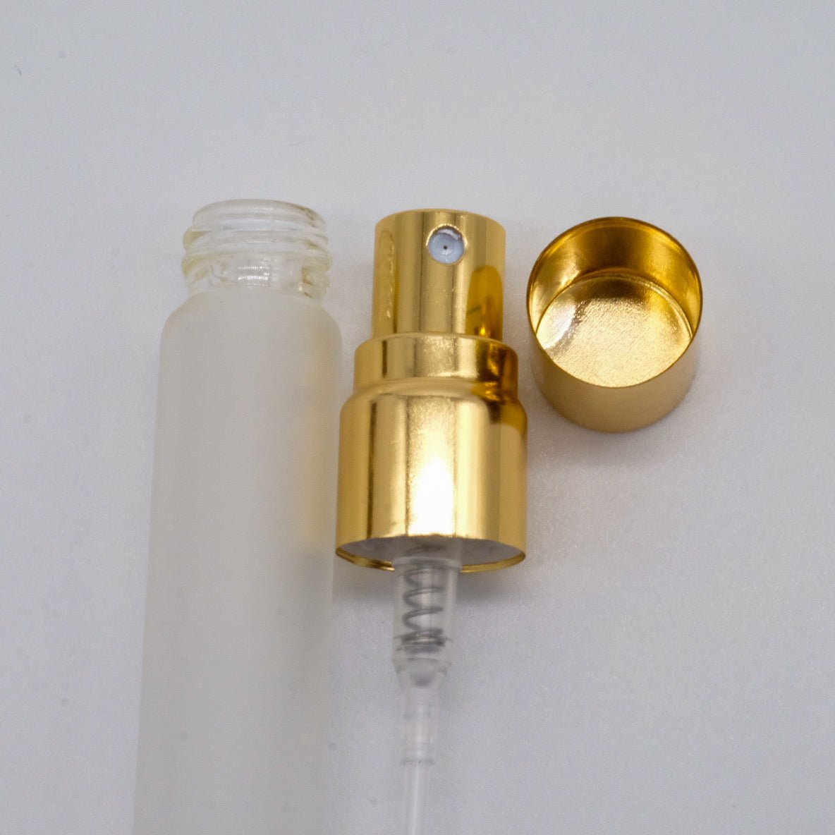 Vaporisateurs verre givré blanc avec bouchon doré – Paquet de 5 (5 ml ou 10 ml)